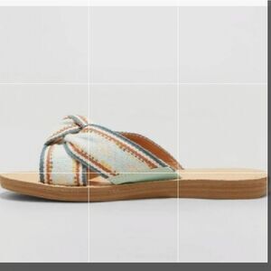 Universal Thread Teal  knotted Melody sandals. Size 10